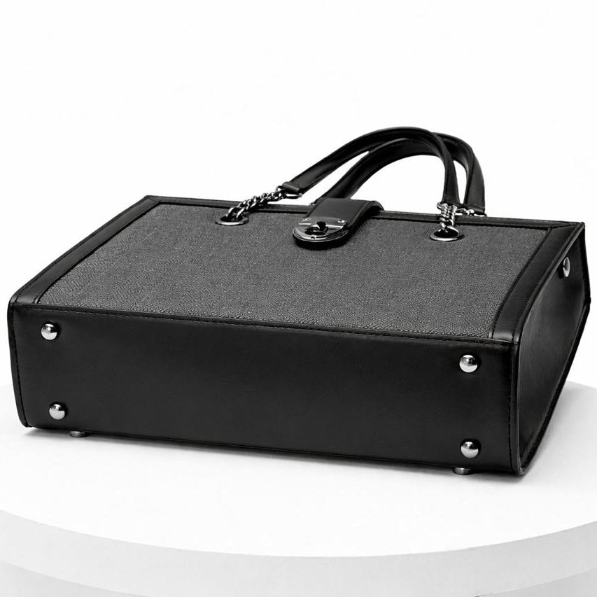 URBAN CHIC - BLACK