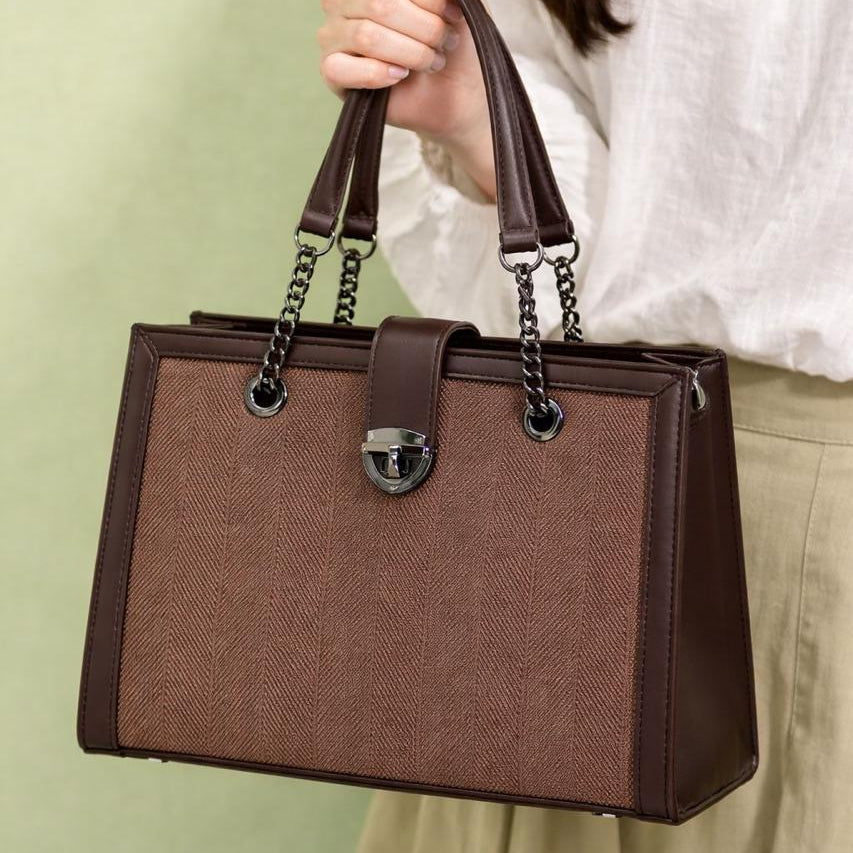URBAN CHIC - BROWN
